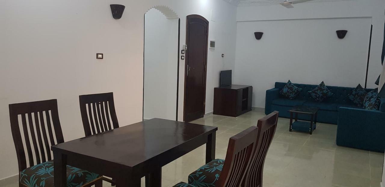 Nile Sunrise Flats Apartment Luxor Exterior photo
