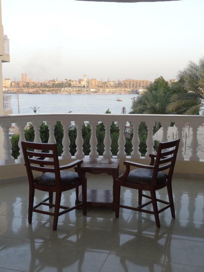 Nile Sunrise Flats Apartment Luxor Exterior photo